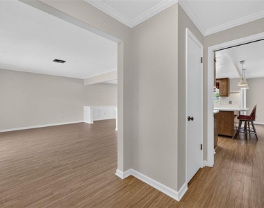 125 E Faith Terrace - Photo Thumbnail 2