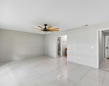 400 E Silver Star Road - Photo Thumbnail 24