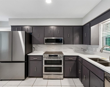 400 E Silver Star Road - Photo Thumbnail 18