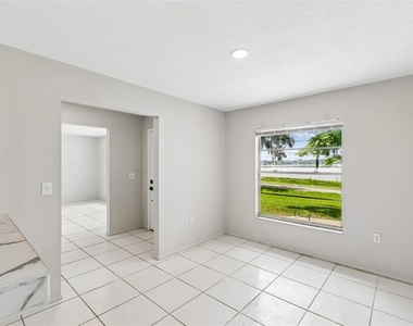 400 E Silver Star Road - Photo Thumbnail 10