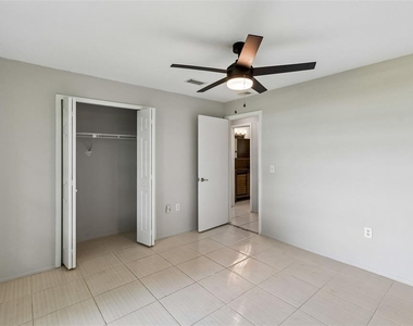 400 E Silver Star Road - Photo Thumbnail 35
