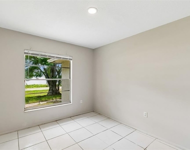 400 E Silver Star Road - Photo Thumbnail 9