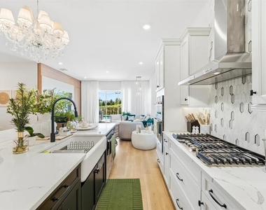 16312 Volterra Point - Photo Thumbnail 3