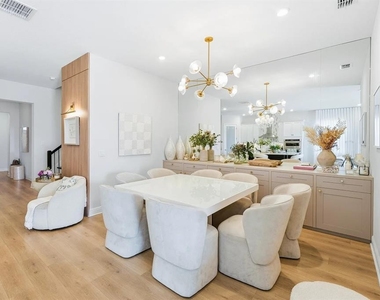 16312 Volterra Point - Photo Thumbnail 5