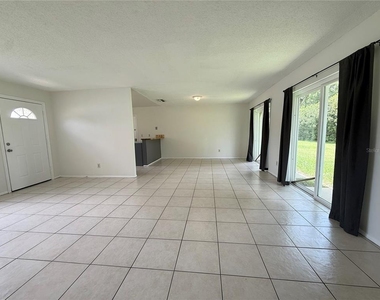 10122 Mason Dixon Circle - Photo Thumbnail 4