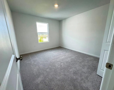 6216 Botticella Boulevard - Photo Thumbnail 15