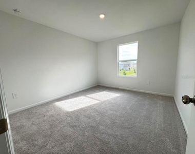 6216 Botticella Boulevard - Photo Thumbnail 16