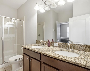 9039 Shadow Mountain Street - Photo Thumbnail 4