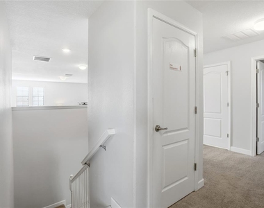 9039 Shadow Mountain Street - Photo Thumbnail 25