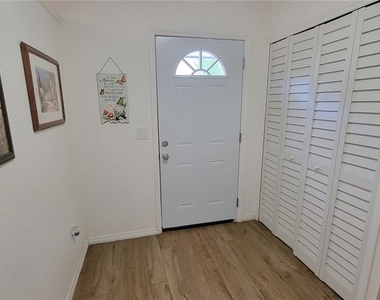 345 N Thompson Road - Photo Thumbnail 8