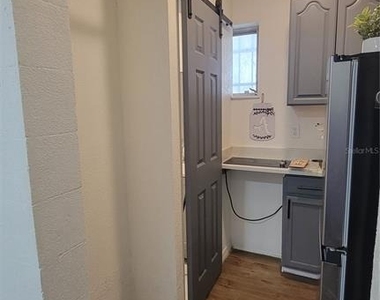 345 N Thompson Road - Photo Thumbnail 9