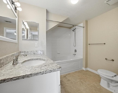 2200 San Vittorino Circle - Photo Thumbnail 8