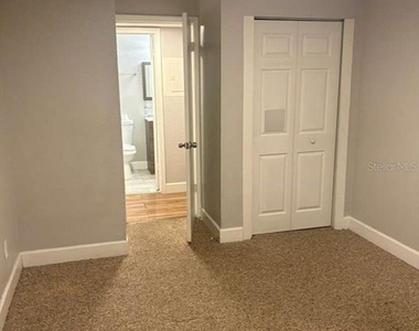 5701 Gatlin Avenue - Photo Thumbnail 9