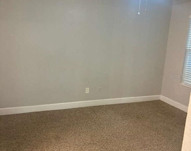 5701 Gatlin Avenue - Photo Thumbnail 12
