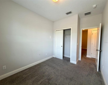 15381 Honeybell Drive - Photo Thumbnail 17