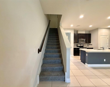 15381 Honeybell Drive - Photo Thumbnail 7