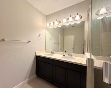 15381 Honeybell Drive - Photo Thumbnail 14