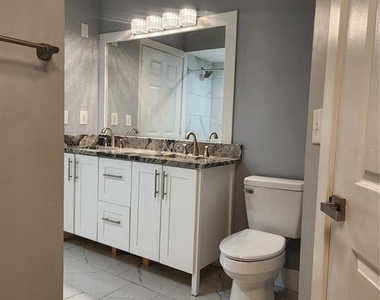206 E South Street - Photo Thumbnail 8