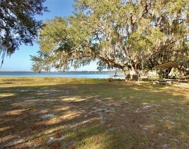 1940 Sunset Lane - Photo Thumbnail 14