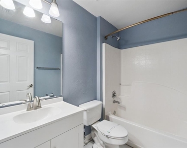 3308 Erskine Drive - Photo Thumbnail 15