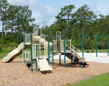 3308 Erskine Drive - Photo Thumbnail 2