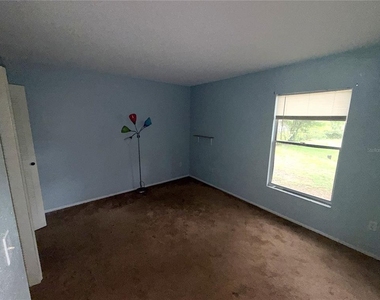 745 Whitewood Drive - Photo Thumbnail 5