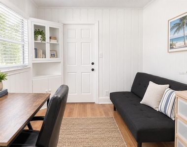 1309 E Harding Street - Photo Thumbnail 4
