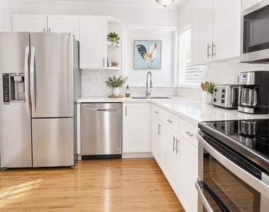 1309 E Harding Street - Photo Thumbnail 3