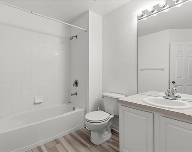 5012 Hawkstone Drive - Photo Thumbnail 13