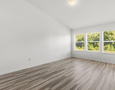 5012 Hawkstone Drive - Photo Thumbnail 22