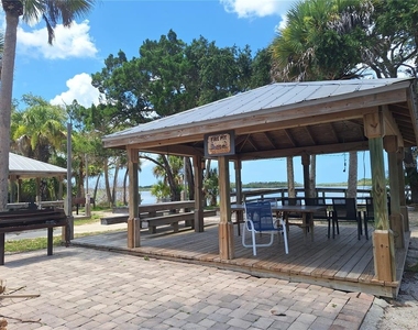 301 Waterlanding Drive - Photo Thumbnail 26