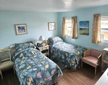 1255 Tarpon Center Drive - Photo Thumbnail 8