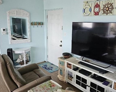 1255 Tarpon Center Drive - Photo Thumbnail 4