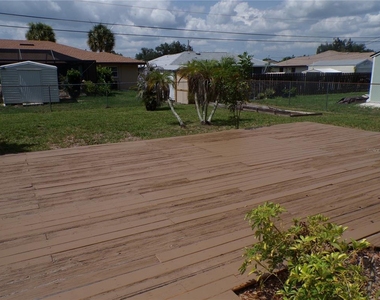 10104 Willmington Boulevard - Photo Thumbnail 14