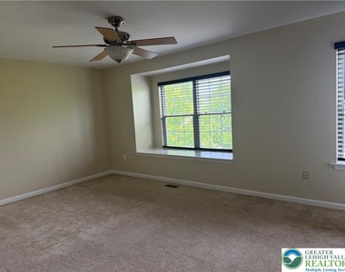 6510 Pioneer Drive - Photo Thumbnail 16