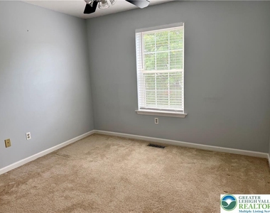6510 Pioneer Drive - Photo Thumbnail 19