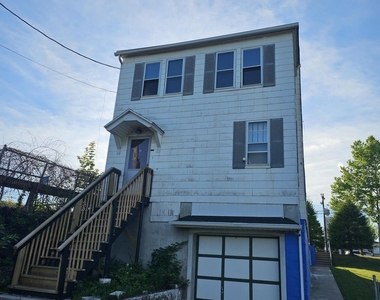 106 N Main Street - Photo Thumbnail 2
