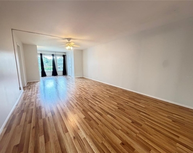 333 Lake Howard Drive Nw - Photo Thumbnail 6