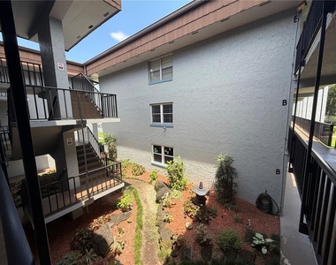 333 Lake Howard Drive Nw - Photo Thumbnail 17