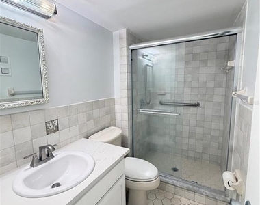 333 Lake Howard Drive Nw - Photo Thumbnail 11