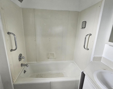 106 N Main Street - Photo Thumbnail 10