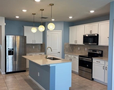 5503 Keaton Springs Drive - Photo Thumbnail 5
