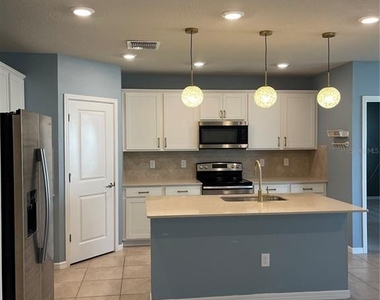 5503 Keaton Springs Drive - Photo Thumbnail 17