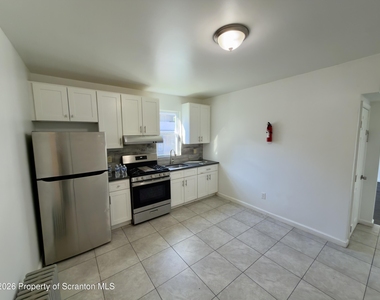 189 Nottingham Street - Photo Thumbnail 3