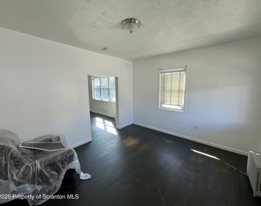 189 Nottingham Street - Photo Thumbnail 9