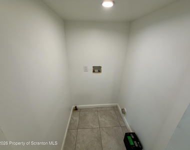 189 Nottingham Street - Photo Thumbnail 5