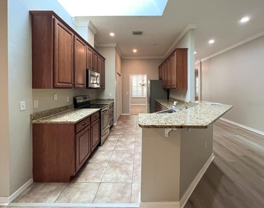 7509 Sw 86th Way - Photo Thumbnail 6