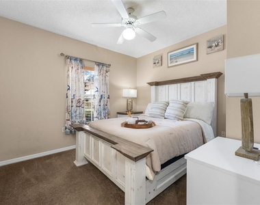 10000 Sw 52nd Avenue - Photo Thumbnail 18