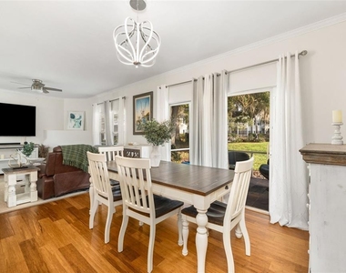 10000 Sw 52nd Avenue - Photo Thumbnail 7