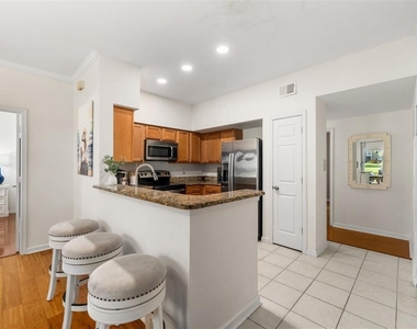 10000 Sw 52nd Avenue - Photo Thumbnail 11